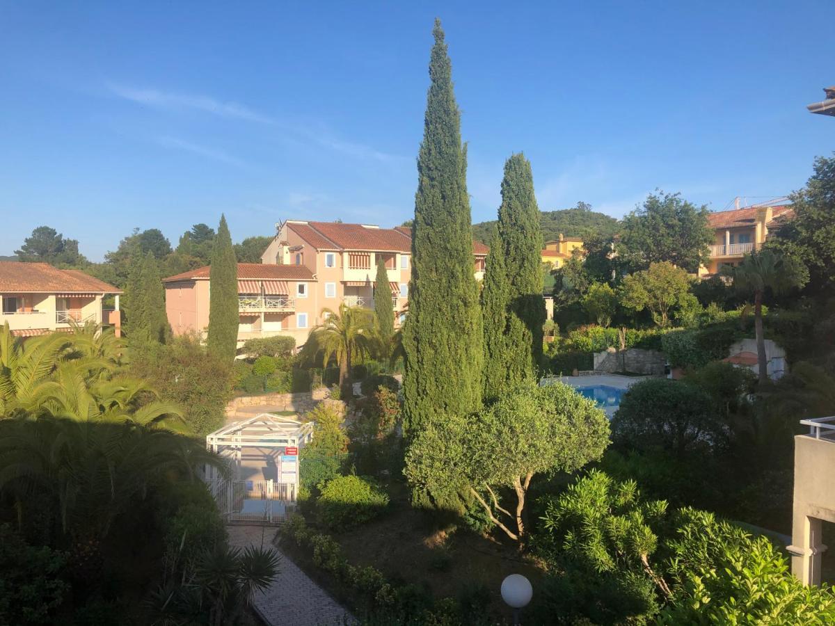 2p Terrasse Vue Piscine Et Jardin Tropical Valmer La Croix-Valmer